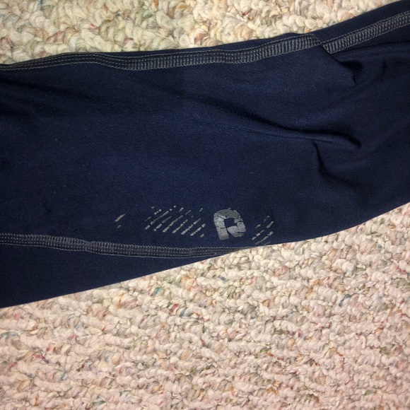 Navy Compression T - Picture 3 of 3